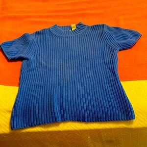 Nice short sleeve Eddie Bauer sweater